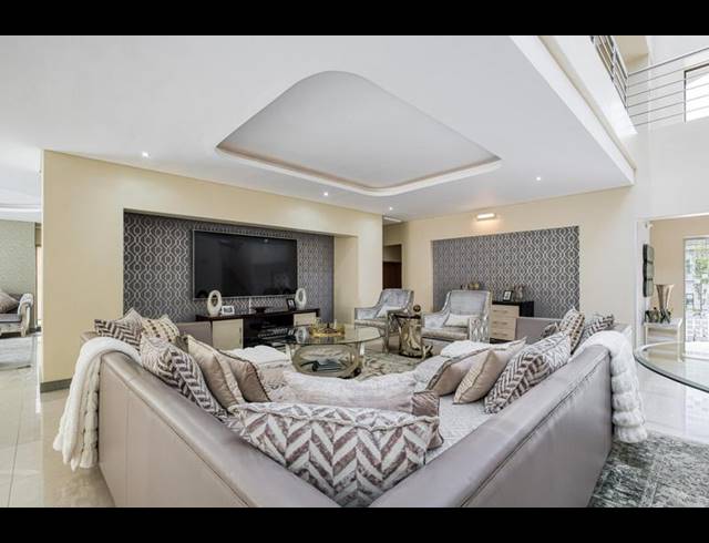 4 BEDROOM HOUSE FOR SALE IN DAINFERN VALLEY ESTATE